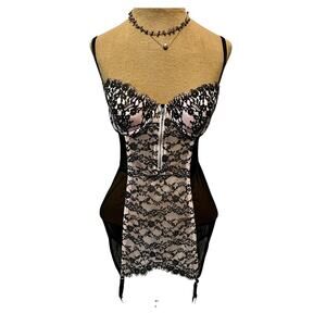 Victoria's Secret lingerie bustier corset black lace garter 34C sexy intimates